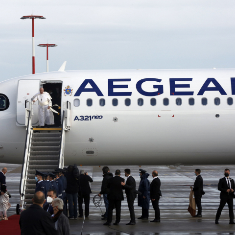 AEGEAN honored for carrying Pope Francis on His historic journey in Greece and from Cyprus