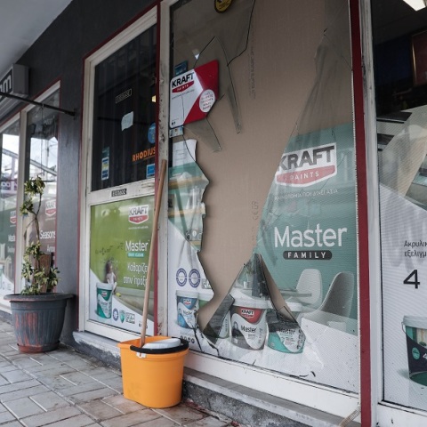 Στιγμιότυπο από το σημείο όπου 51χρονος δολοφόνησε 66χρονο στην οδό Βορείου Ηπείρου στην Γλυφάδα