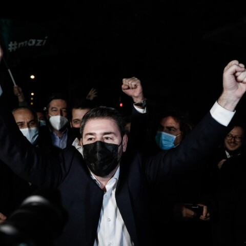 Ο Νίκος Ανδρουλάκης μετά τη νίκη στις εκλογές του ΚΙΝΑΛ