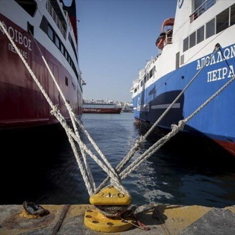 Κανονικά τα δρομολόγια των πλοίων μετά τις 12 τα μεσάνυχτα – Συμφωνήθηκε αύξηση 3% στις συλλογικές συμβάσεις
