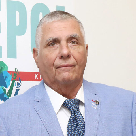 Ο δημοσιογράφος Γιώργος Τράγκας με κορωνοϊό στη ΜΕΘ του «Σωτηρία»