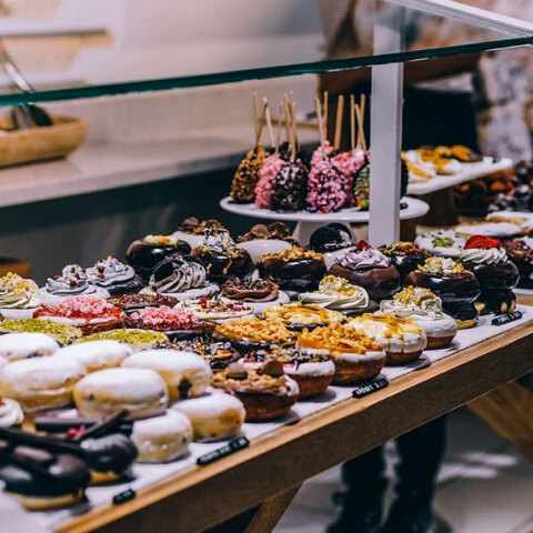 Στη Θεσσαλονίκη γυναίκα άνοιξε πυρ σε ζαχαροπλαστείο (ΦΩΤΟ ΑΡΧΕΙΟΥ)