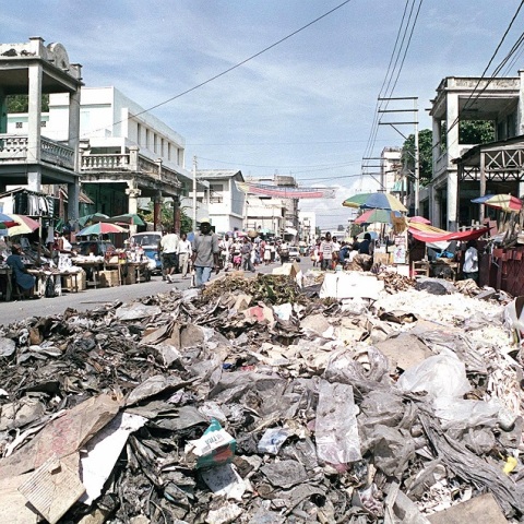 Αϊτή: Τουλάχιστον 50 νεκροί από την έκρηξη βυτιοφόρου