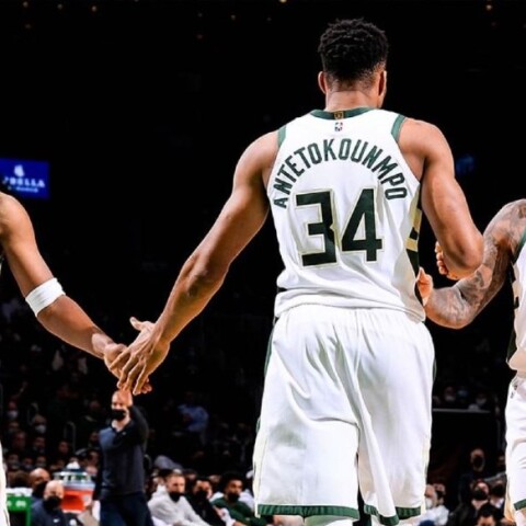 Ο Γιάννης Αντετοκούνμπο