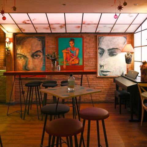 Το Black Duck είναι το σπίτι μας στη Καρύτση