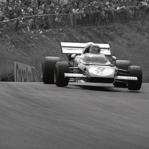 McKlein: Κυκλοφορούν τα θεματικά βιβλία και τα ημερολόγια για το 2022.