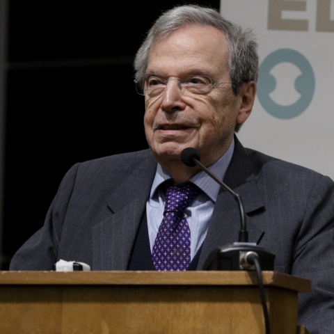 Χρ. Ροζάκης στο Πρώτο: Να προσφεύγουν στο Ευρωπαϊκό Δικαστήριο τα θύματα του revenge porn – Στ. Τσακυράκης, ο καλύτερος υπερασπιστής της ελευθερίας λόγου (audio)