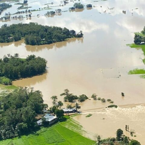 208 νεκροί από τυφώνα στις Φιλιππίνες 