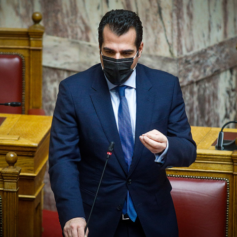 Ο υπουργός Υγείας χαρακτήρισε χυδαία ψεύδη όλα λέγονται για επιλεκτική διακομιδή ασθενών στις ΜΕΘ