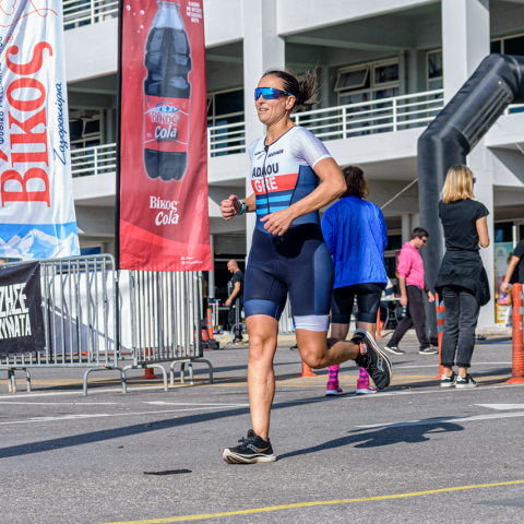 Βίκος: Προσφορά προϊόντων στον αγώνα Triple League Triathlon
