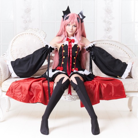 E-girl: Μια υποκουλτούρα που ζει στο διαδίκτυο και το TikTok. Τα χαρακτηριστικά και η αισθητική τους πρόταση.