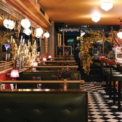 Upper: το υπέροχο bistro στην καρδιά του Συντάγματος