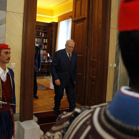 Πέθανε ο Κάρολος Παπούλιας, πρώην Πρόεδρος της Δημοκρατίας από το 2005 έως και το 2015