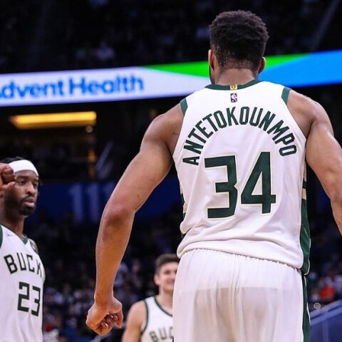 Ο Γιάννης Αντετοκούνμπο στη νίκη επί των Μάτζικ