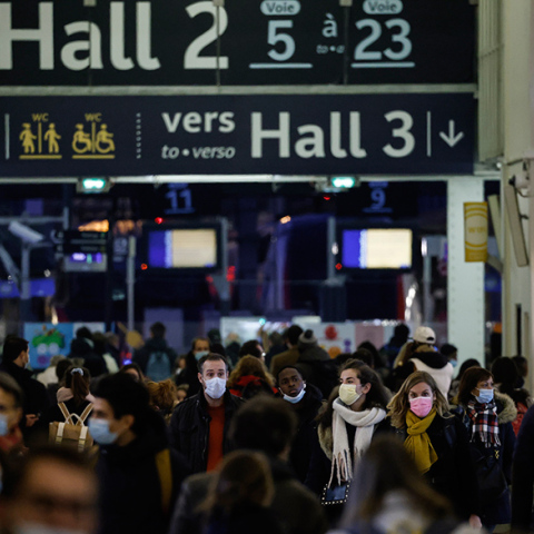 Κορωνοϊός: Ανησυχία ΠΟΥ για το «τσουνάμι κρουσμάτων»