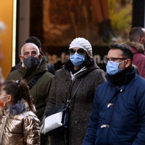 Πίνακας του ΕΟΔΥ με την κατανομή για τα κρούσματα σήμερα