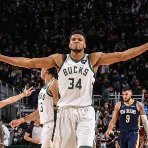 Ο Γιάννης Αντετοκούνμπο