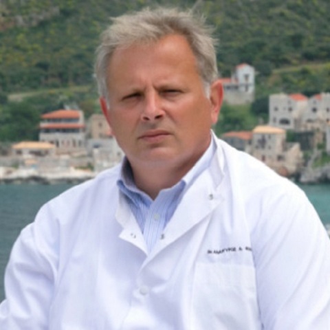 Ανάργυρος Μαριόλης: Ο καλύτερος οικογενειακός γιατρός του κόσμου 