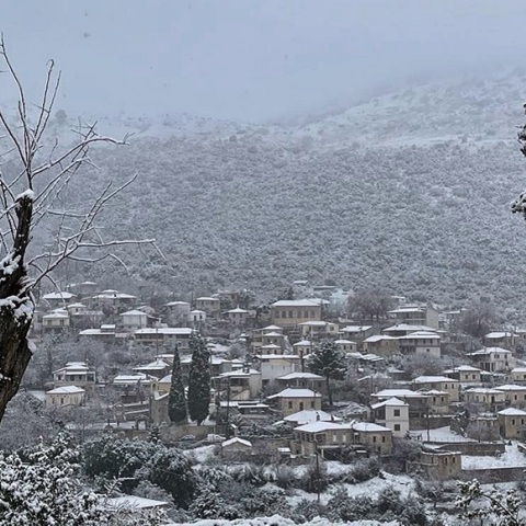 Καιρός: Ο «Ωμέγα Εμποδιστής» επαναφέρει τον χειμώνα