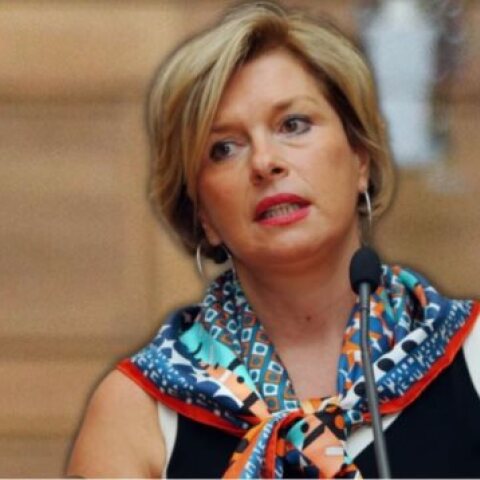 H αναπληρώτρια υπουργός Υγείας, Μίνα Γκάγκα