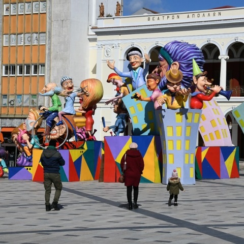 Πατρινό Καρναβάλι: Αναβάλλεται η έναρξη λόγω κρουσμάτων