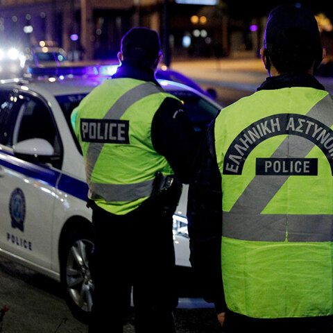 Αστυνομικοί και περιπολικό της ΕΛΑΣ