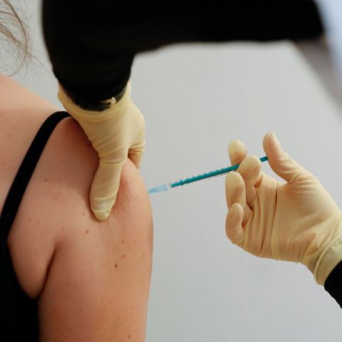 Εμβόλιο Pfizer - Εμβολιασμός