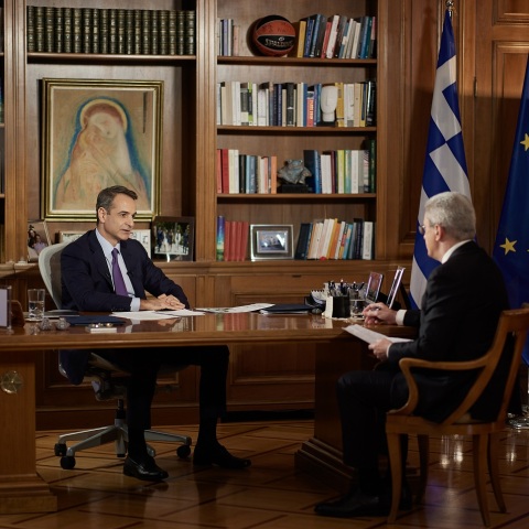 Συνέντευξη του πρωθυπουργού Κυριάκου Μητσοτάκη στον δημοσιογράφο Νίκο Χατζηνικολάου, στην εκπομπή "Ενώπιος Ενωπίω"