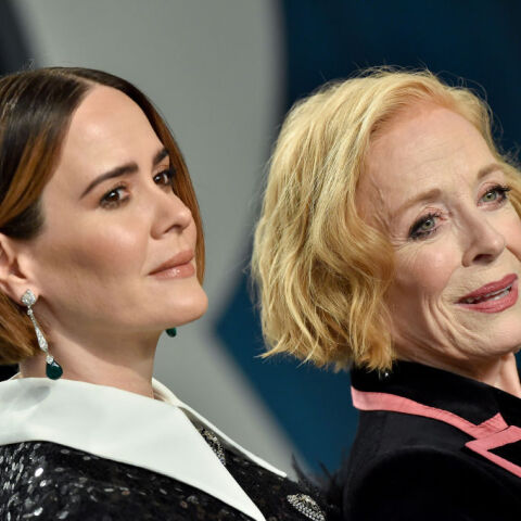 Η ηθοποιός Sarah Paulson, με αφορμή τα γενέθλια της 79χρονης συντρόφου της, Holland Taylor, έγραψε μερικές πολύ συγκινητικές ευχές στο instagram.