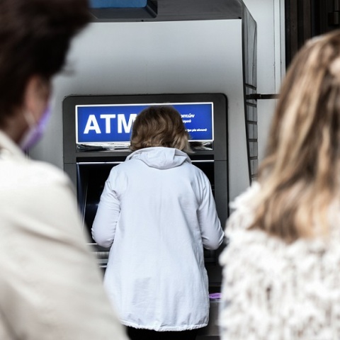 Κατώτατος μισθός: Τον Απρίλιο η απόφαση για το ύψος της αύξησης, λέει ο Χατζηδάκης