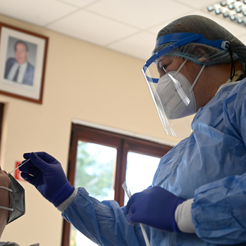 Rapid test από κλιμάκια του ΕΟΔΥ