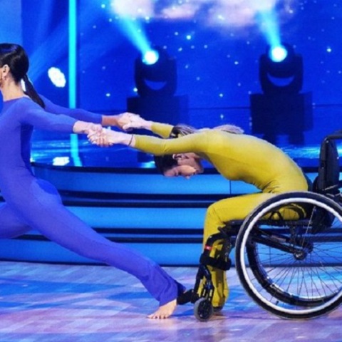 Η Αλεξάνδρα Σταματοπούλου μαγνήτισε τα βλέμματα στη σκηνή του Dancing With The Stars