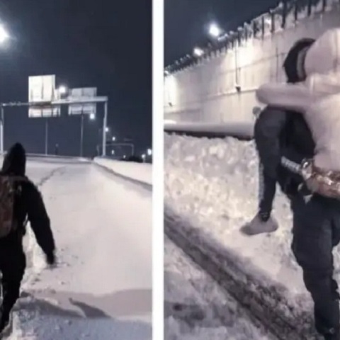 Αστυνομικός κουβαλάει στην πλάτη ένα μικρό κορίτσι στη μέση της Αττικής Οδού