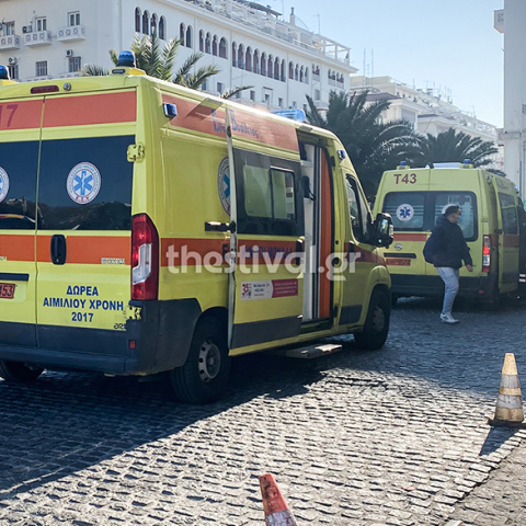 Άστεγος πέθανε από το κρύο σε πεζοδρόμιο της Θεσσαλονίκης 
