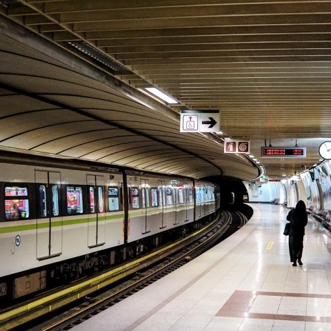 Μετρό - Σύνταγμα 