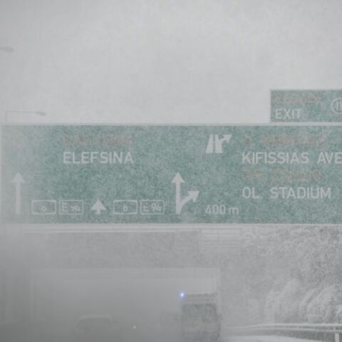 ΚΑΚΟΚΑΙΡΙΑ "ΕΛΠΙΣ" / ΧΙΟΝΟΠΤΩΣΗ ΣΤΗΝ ΑΤΤΙΚΗ ΟΔΟΣ (ΤΑΤΙΑΝΑ ΜΠΟΛΑΡΗ/EUROKINISSI)