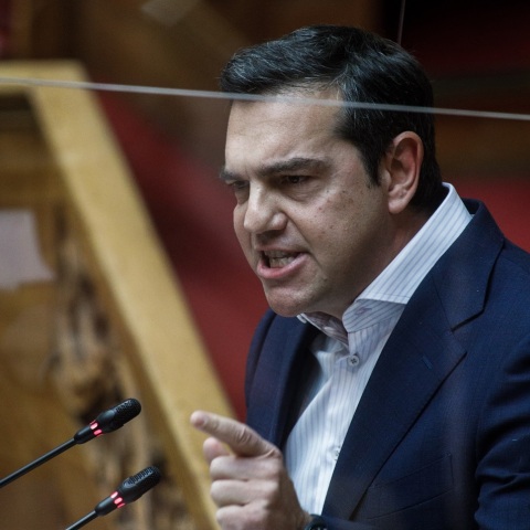 Ο Αλέξης Τσίπρας στο βήμα της Βουλής