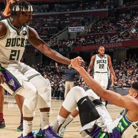 Ο Γιάννης Αντετοκούνμπο