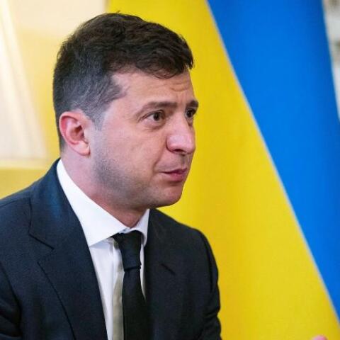 Ουκρανία: Ο πρόεδρος Ζελένσκι καλεί τη Δύση "να μην προκαλεί πανικό" γιατί βλάπτει την ουκρανική οικονομία -