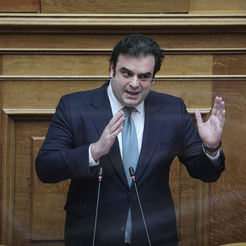 Ο Κυριάκος Πιερρακάκης σε ομιλία του στη Βουλή για την πρόταση μομφής