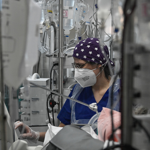 Κορωνοϊός: Τα στοιχεία για τη θνητότητα ανά ηλικιακή ομάδα