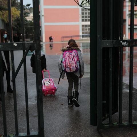 ΚΙΝΑΛ: Να αποδοθούν ευθύνες για τον σκοταδισμό στα σχολεία