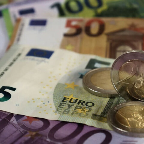 Χαρτονομίσματα και κέρματα του ευρώ
