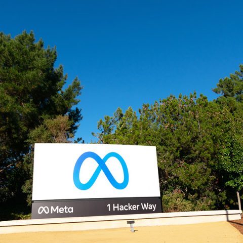 Meta Platforms: Έτοιμη να χάσει 200 δισ. σε μία ημέρα – Η μεγαλύτερη βουτιά στην ιστορία της Wall