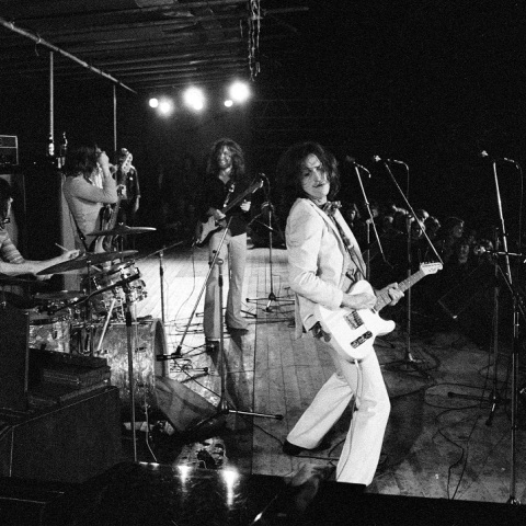 Στιγμιότυπο από συναυλία του συγκροτήματος The Kinks το 1972