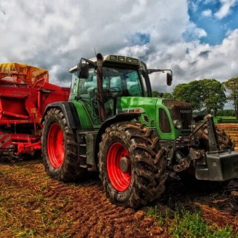 Επτά μέτρα για τη στήριξη των αγροτών ανακοινώθηκαν από τον υπουργό Αγροτικής Ανάπτυξης, Σπήλιο Λιβανό.