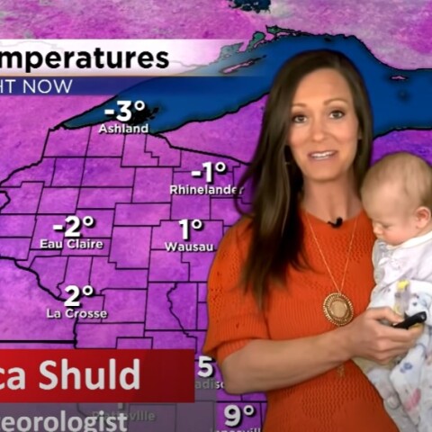 Η μετεωρολόγος του CBS 58 κρατά στην αγκαλιά της το μόλις 13 εβδομάδων μωρό της