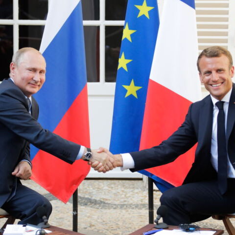 Ουκρανικό: Στη Μόσχα με στόχο «ιστορική λύση» ο Μακρόν