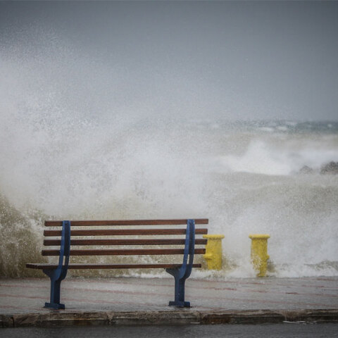Η κακοκαιρία εξπρές φέρνει θυελλώδεις ανέμους στα πελάγη σήμερα Τρίτη (08.02)