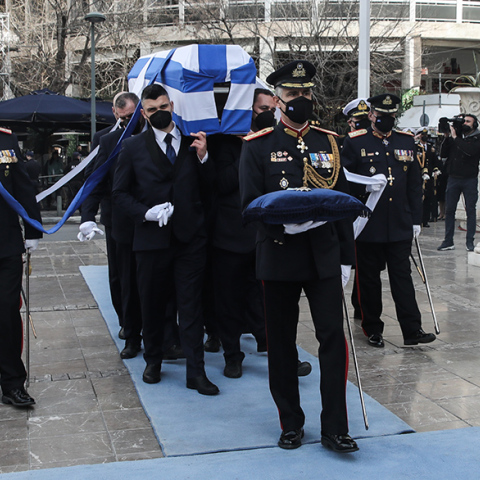 Το τελευταίο «αντίο» στον Χρήστο Σαρτζετάκη